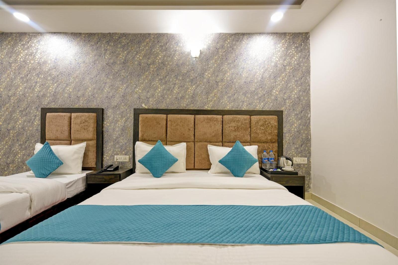 ניו דלהי The Atlantes Suite Near Delhi Airport מראה חיצוני תמונה