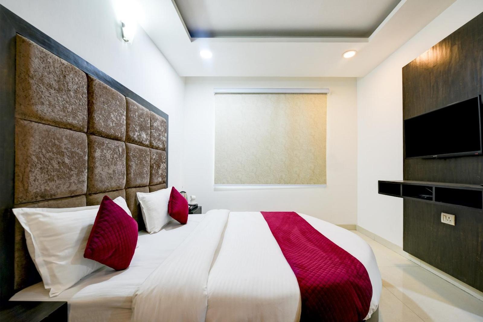 ניו דלהי The Atlantes Suite Near Delhi Airport מראה חיצוני תמונה